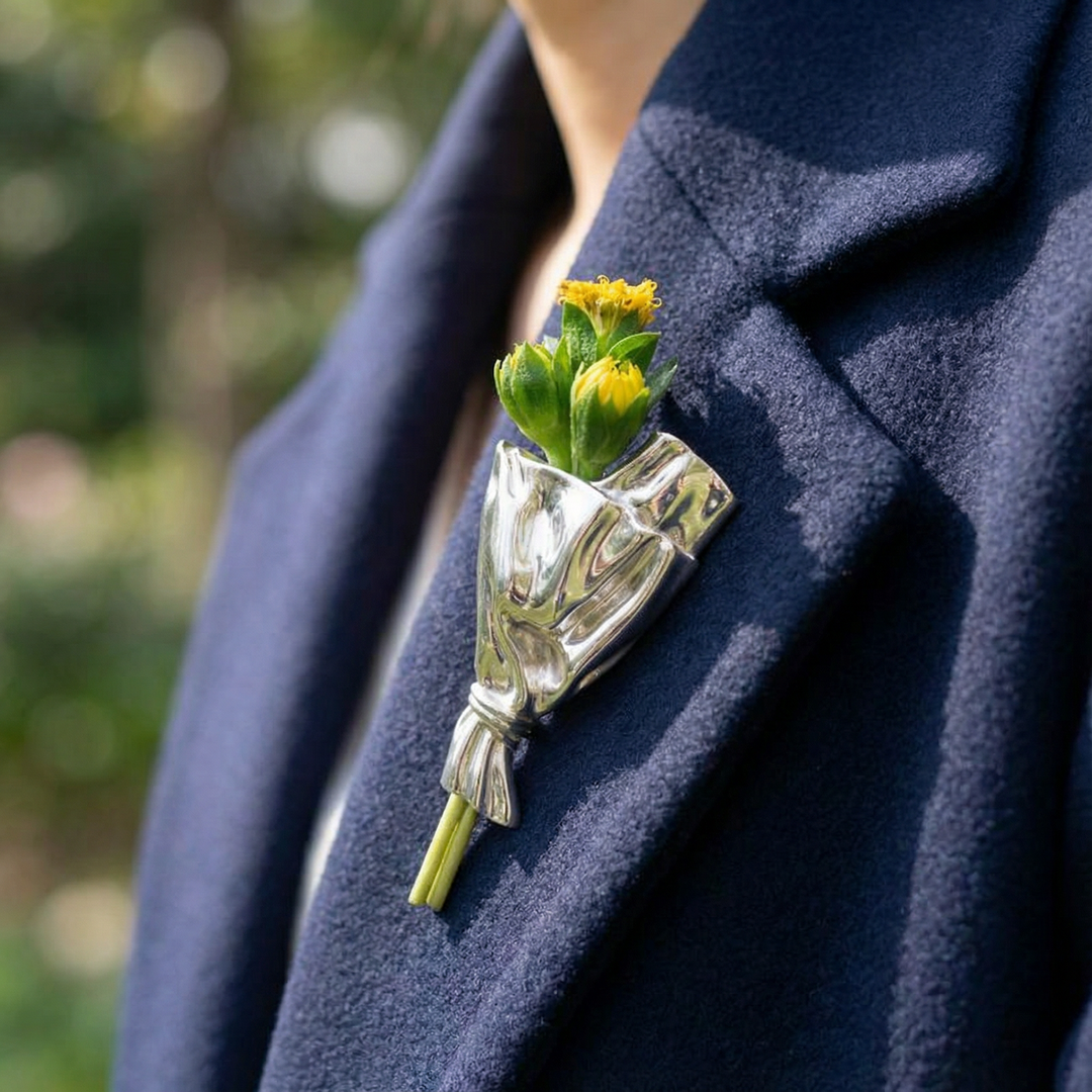 Small Vase Brooch Sculpted Polished Floral Bouquet with Fresh Stem Opening 4