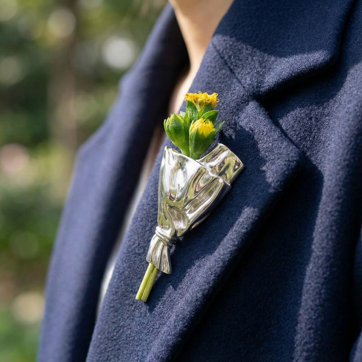 Small Vase Brooch Sculpted Polished Floral Bouquet with Fresh Stem Opening 4