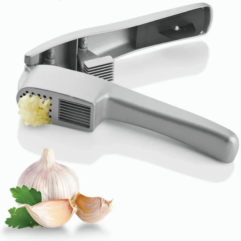 2-in-1 Garlic Press and Slicer – Aluminum Alloy Kitchen Tool for Garlic Preparation 5