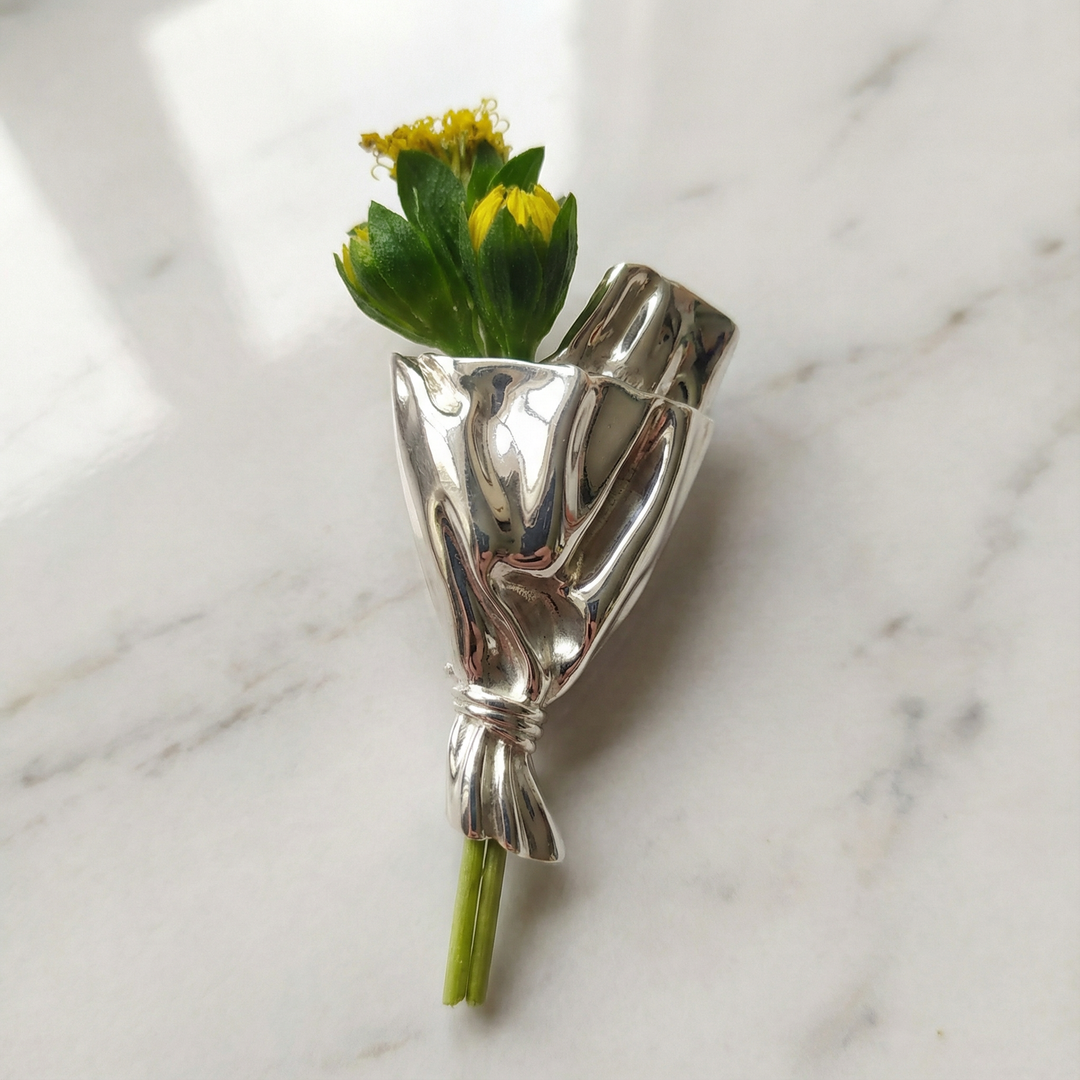 Small Vase Brooch Sculpted Polished Floral Bouquet with Fresh Stem Opening 2
