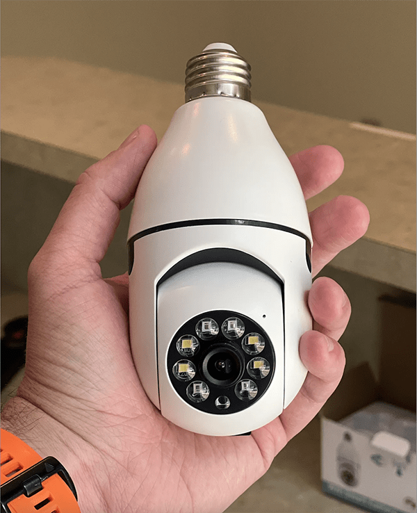 360° Security Camera for E27 Socket | Full HD Night Vision &amp; Motion Detection Alerts | Wi-Fi App Control Indoor Outdoor