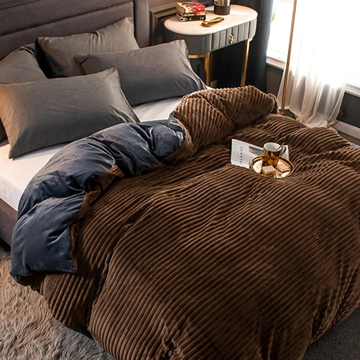 Fleece Duvet Cover Set | Plush-Style Winter Bedspread with Matching Pillowcases | Soft, Warm &amp; Machine Washable 23