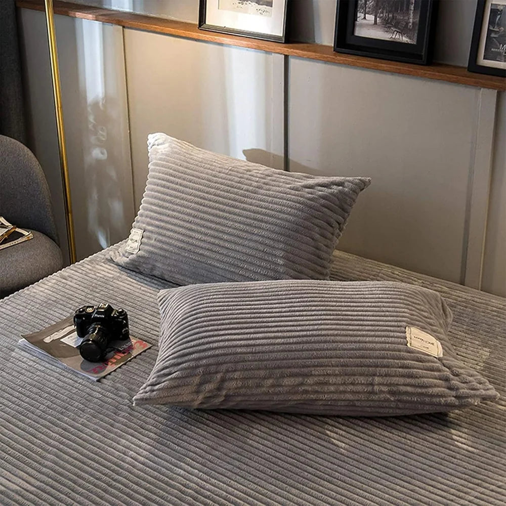 Fleece Duvet Cover Set | Plush-Style Winter Bedspread with Matching Pillowcases | Soft, Warm &amp; Machine Washable 5
