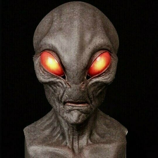 Alien Silicone Mask | Realistic Sci-Fi Costume Design | Breathable Foam-Lined Fit for Halloween Parties &amp; Pranks