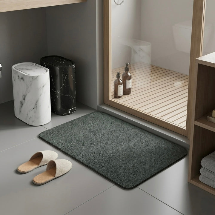 Calmora | Non-Slip Bath Mat with Quick-Dry Technology