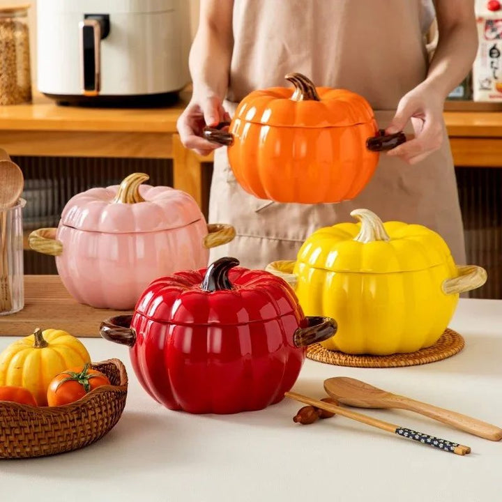 Ceramic Pumpkin Soup Bowl with Lid | Handled Tureen for Soup, Ramen &amp; Stew | Retains Heat for Cosy Autumn &amp; Halloween Meals