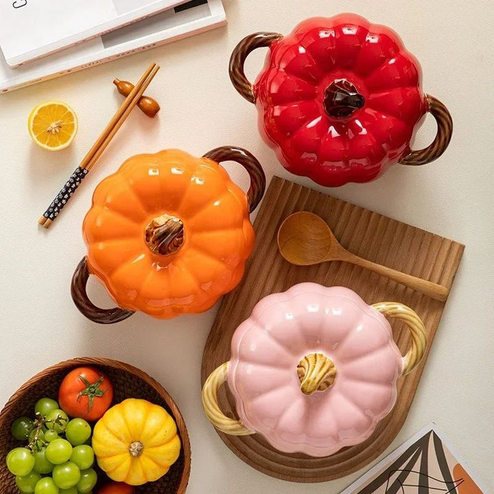 Ceramic Pumpkin Soup Bowl with Lid | Handled Tureen for Soup, Ramen &amp; Stew | Retains Heat for Cosy Autumn &amp; Halloween Meals