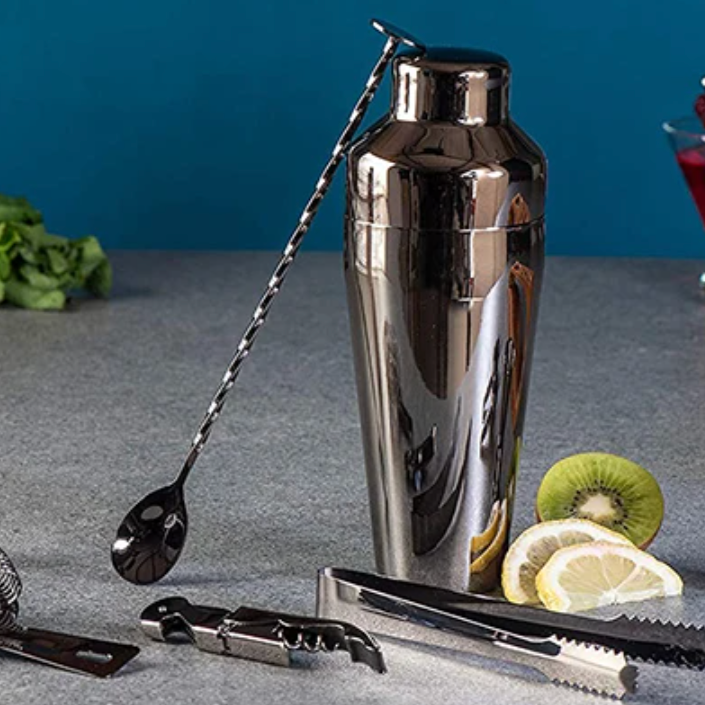 Cocktail Shaker Set | Full Tool Line-Up, Curved Stand
