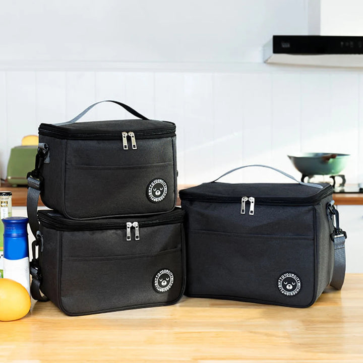 Cooler bag with carrying handle and shoulder strap 6