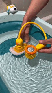Duck Bath Toy with Water Spray | Motorboat Sprinkler Set