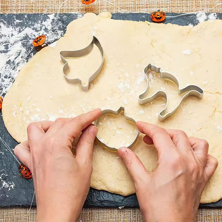 Halloween Cookie Cutter Set | 12-Piece Bat, Ghost &amp; Pumpkin Shapes | Stainless Steel, Rust-Resistant &amp; Reusable