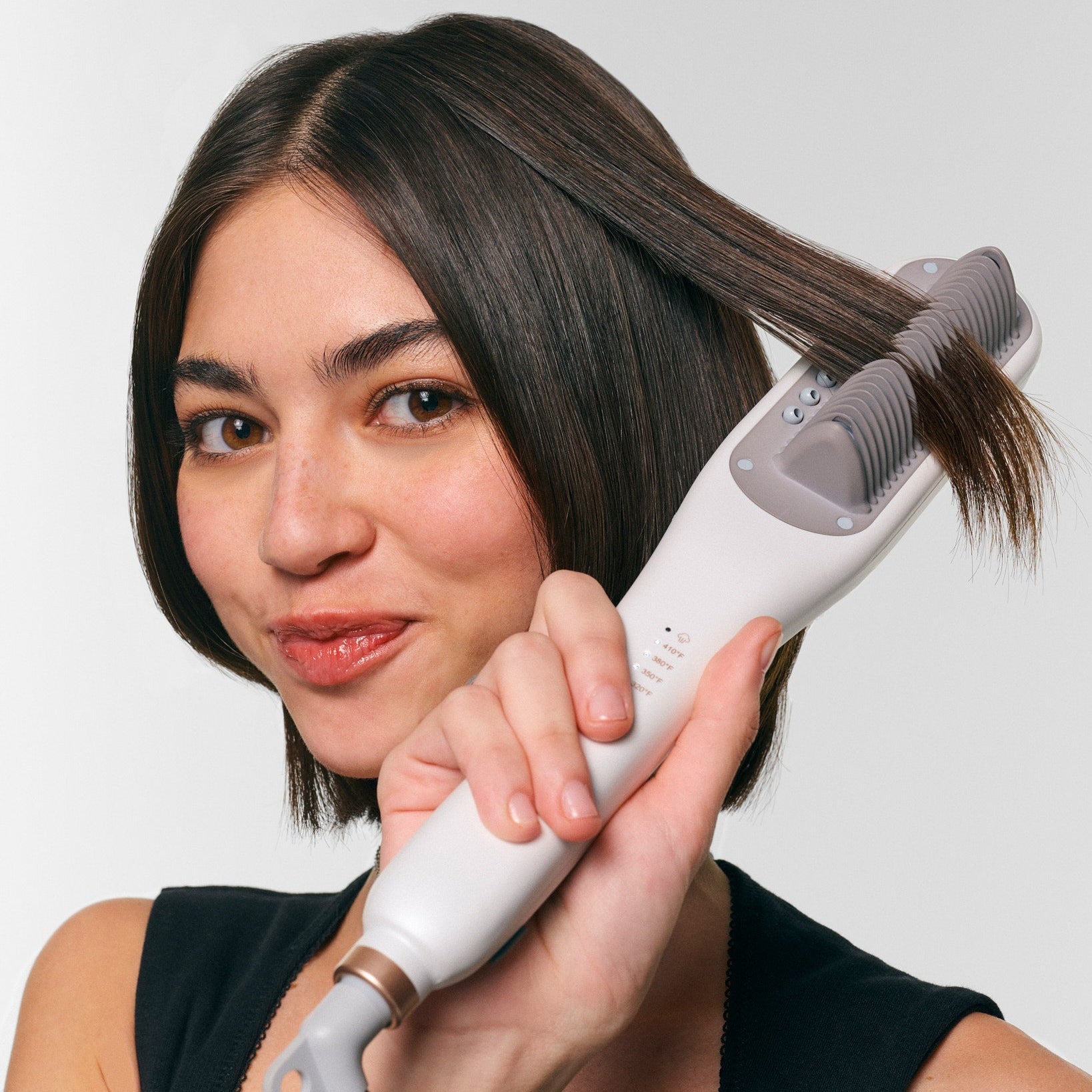 HydroSleek™ — Unleash Silky, Frizz-Free Hair That Turns Heads Instantly 1