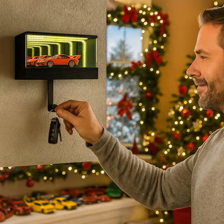 Key holder with infinity mirror and LED lighting 5