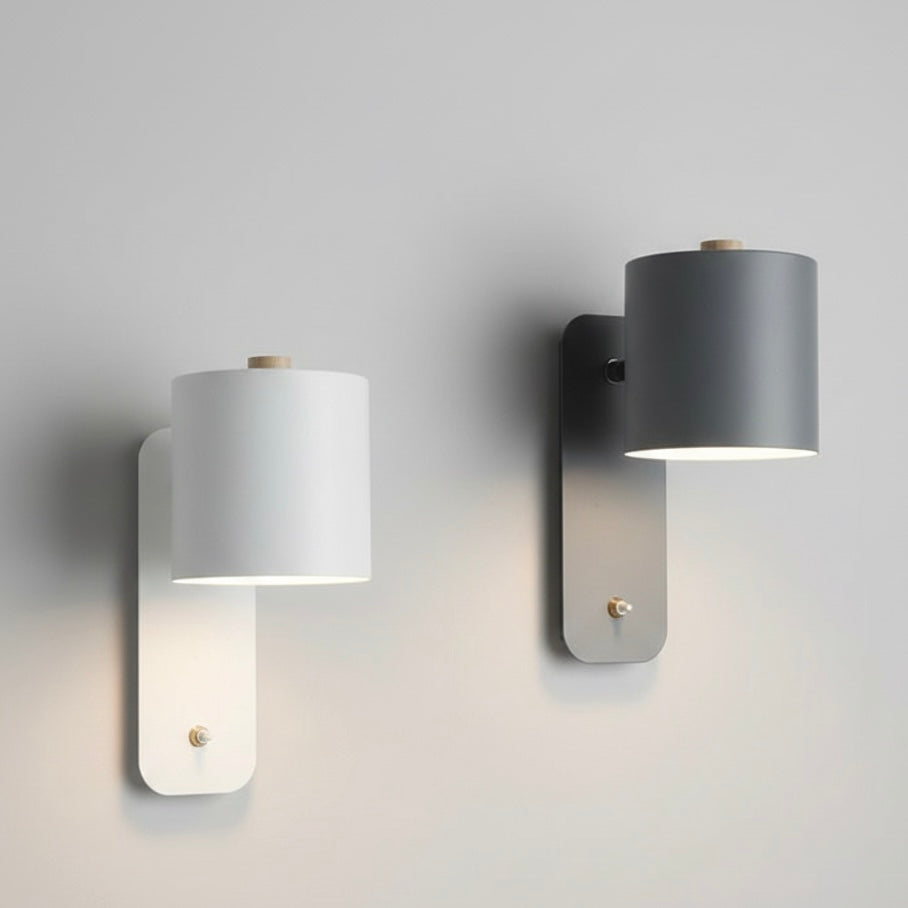 Luminara modern LED wall light in sleek metal design for indoor spaces