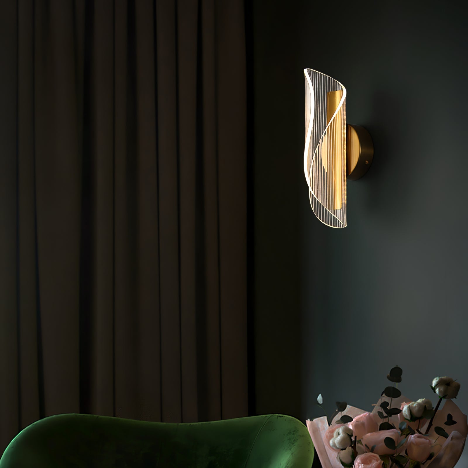 Luxe Collection | Wall Lamp with Adjustable Shades & Warm LED Light | Elegant Wall Sconces for Modern Indoor Spaces 2