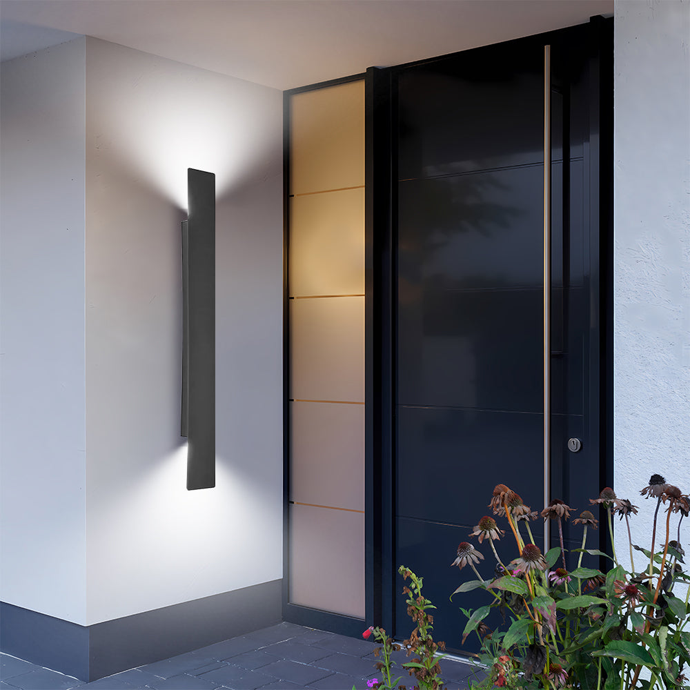 Modern Outdoor Wall Lantern | IP65 Waterproof LED Light with Energy Efficiency | Ideal for Gardens and Patios 7