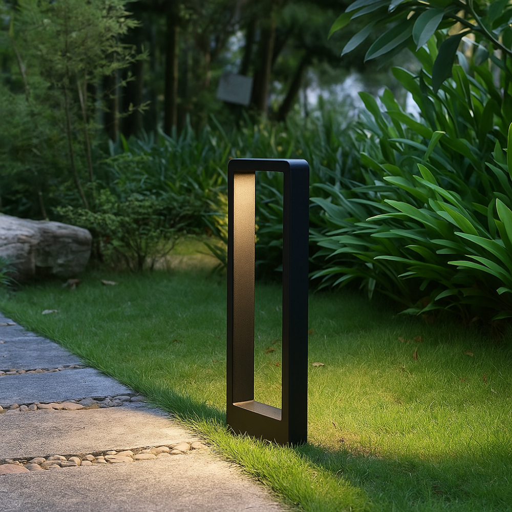 Motion Sensor Outdoor Light Wireless | 600 Lumens, IP65 Weather-Resistant | Cordless Installation, Up to 8 m Detection Range 2