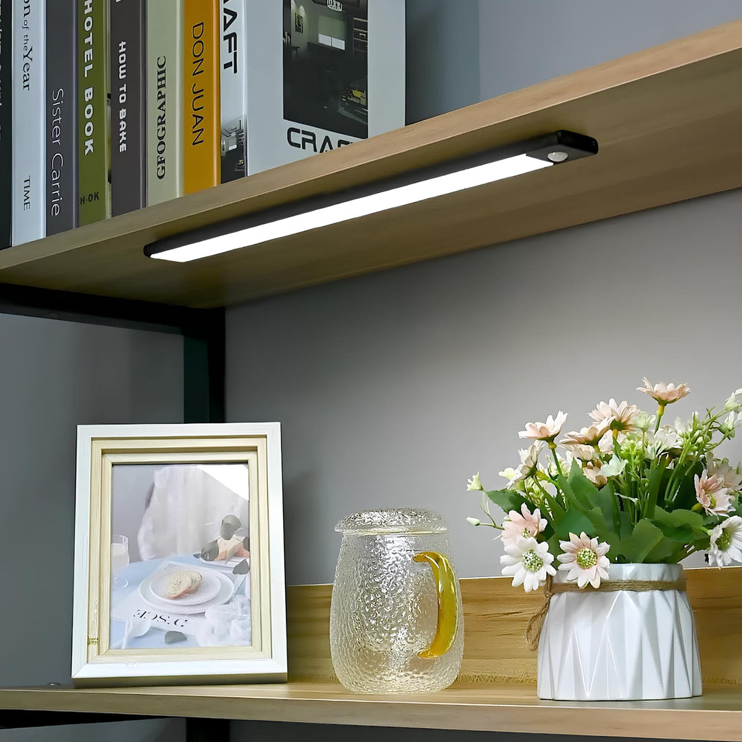 Motion Sensor LED Light Cordless | Magnetic Mount, No Wires | Silver or Black, 20/30/40 cm, Dimmable, USB Rechargeable