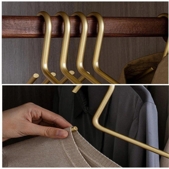 Non-Slip Clothes Hangers | 5-Piece Set, Rounded Shoulder Bar