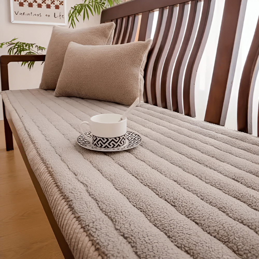 Non-Slip Polyester Sofa Cover | Plush Quilted Pet Protection Design