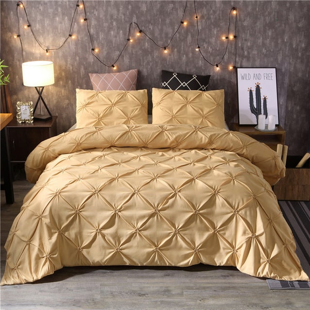 Pintuck Duvet Cover Set with Matching Pillow Shams | Pinch Pleat Diamond Design | Polyester, Multiple Sizes &amp; Colours