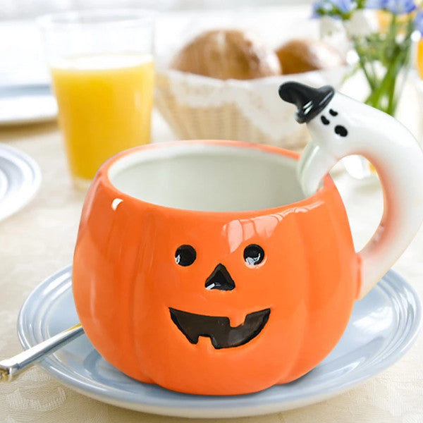 Pumpkin Shaped Coffee Mug Halloween Decoration | Ghost Handle Design | Ceramic Build for Hot Drinks and Festive Gifting