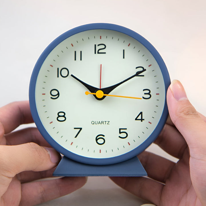 Retro Round Analog Alarm Clock Silent Non-Ticking Light Button