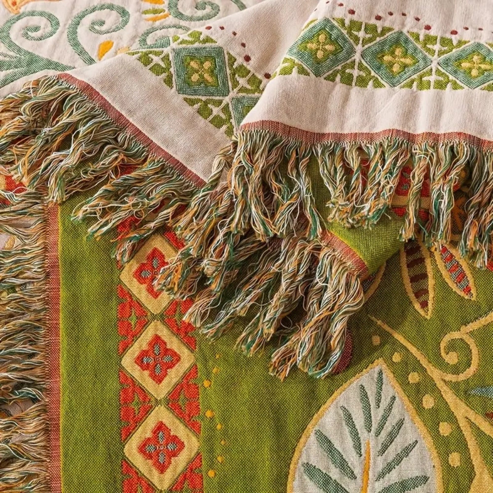 Reversible Throw Blanket 150x200cm &amp; 200x230cm | Autumn Leaf Pattern, Tasseled Edges | Two Looks, One Washable Blanket
