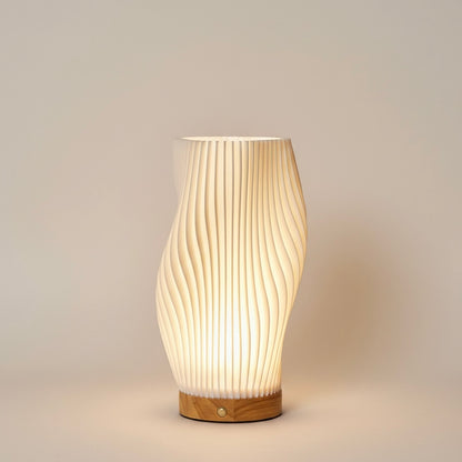 Table lamp with three-level dimming function