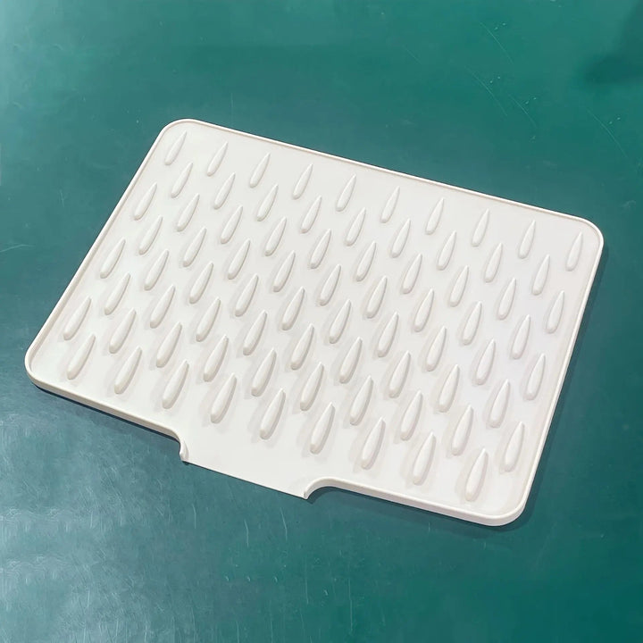 Silicone Drip Mat | Raised Ridges And Angled Drain Spout
