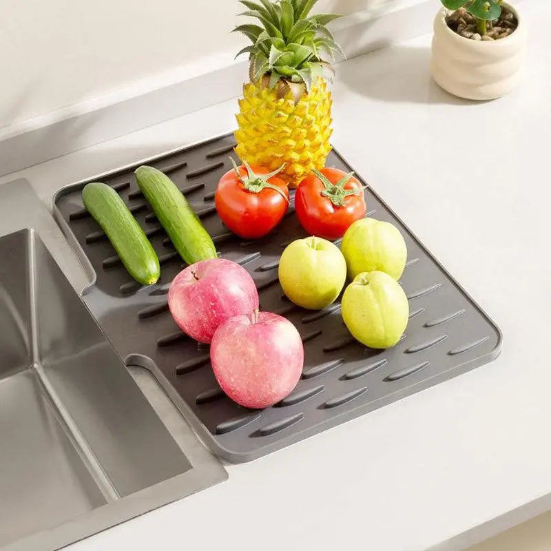 Silicone Drip Mat | Raised Ridges And Angled Drain Spout