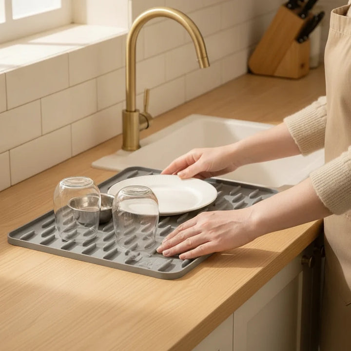 Silicone Drip Mat | Raised Ridges And Angled Drain Spout