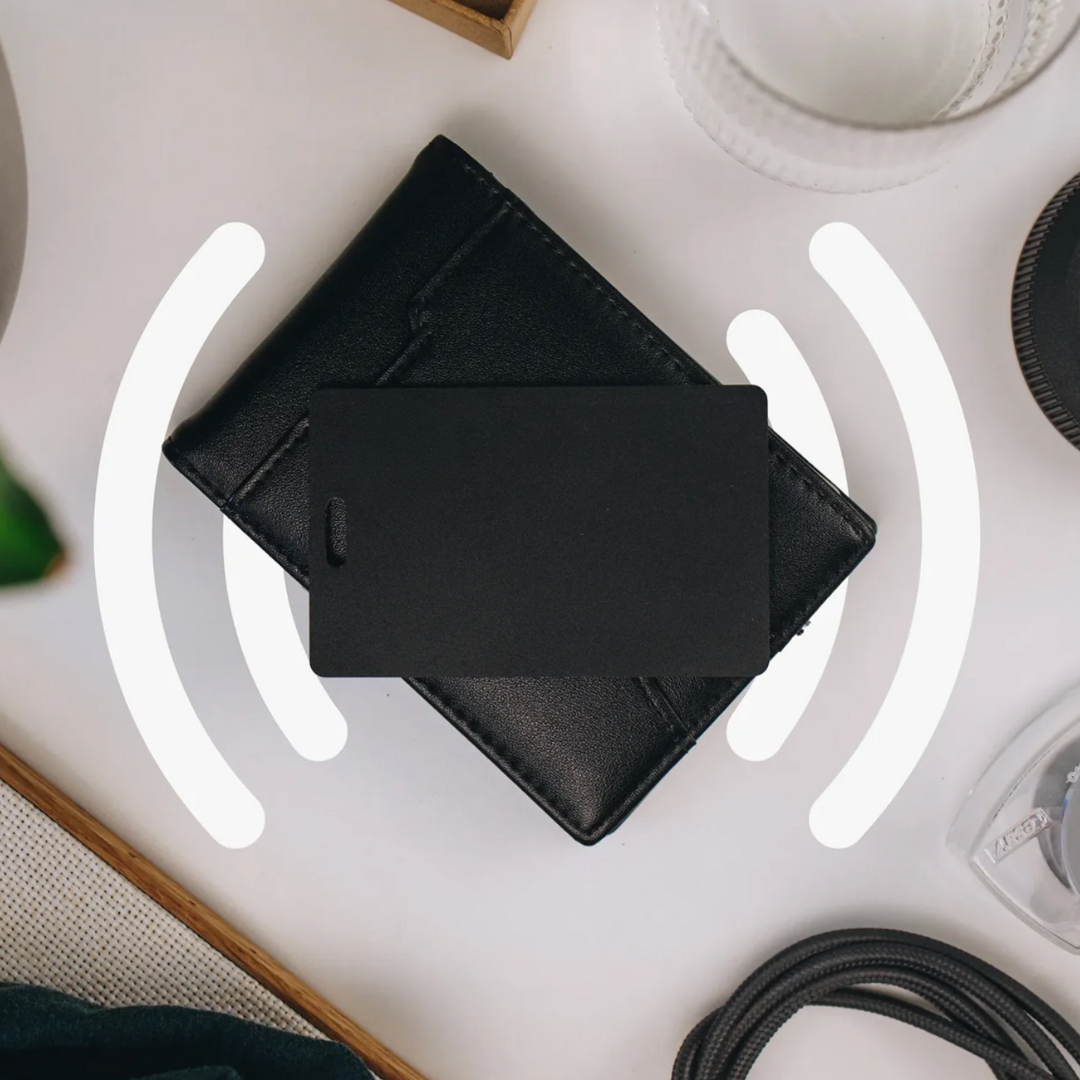 Slim Wallet Tracker Card Bluetooth USB-C Rechargeable