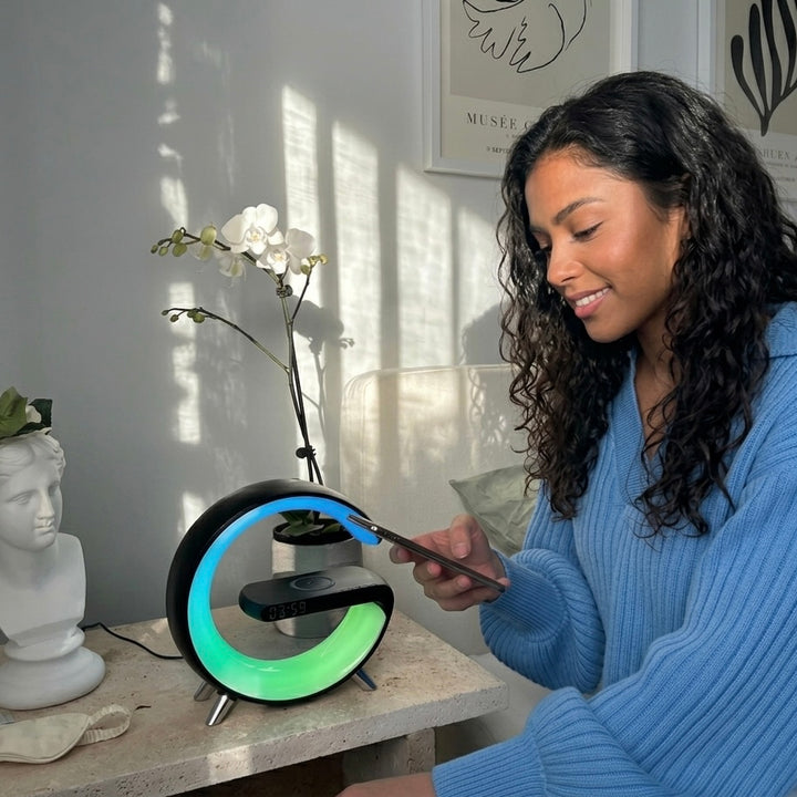 Smart LED Alarm Clock | Sunrise Simulation | 15W Wireless Charging | Bluetooth 5.0 | 256 RGB