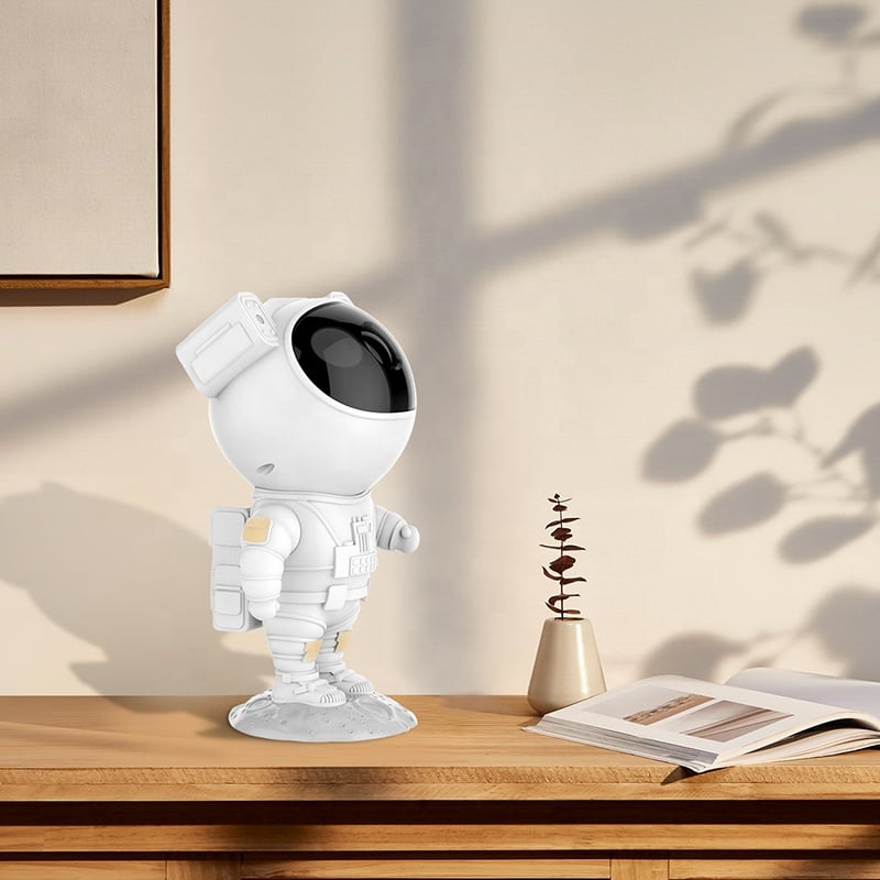 Star Projector with Astronaut Design | 8 Colour Modes, Remote Control & Auto Timer | USB Powered, Rotatable Helmet