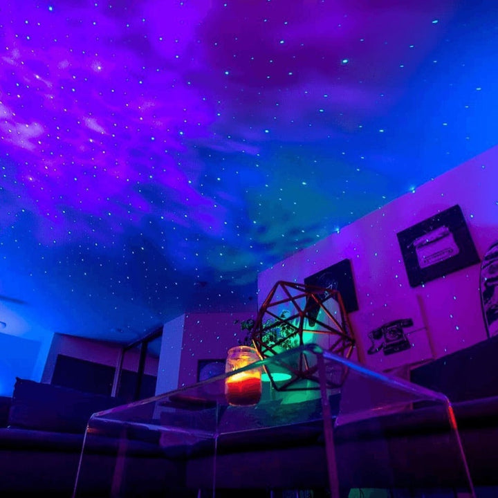 Star Projector with Astronaut Design | 8 Colour Modes, Remote Control &amp; Auto Timer | USB Powered, Rotatable Helmet