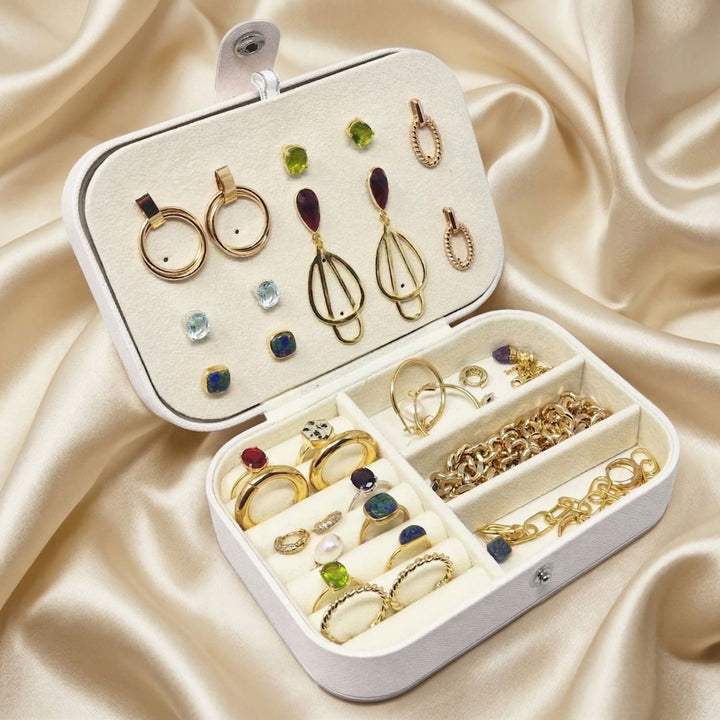 Travel Jewelry Case | Double Layer | Velvet Lining | 3 Compartments | Compact | 16x11x5cm