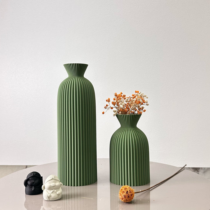 Wavy Pattern Dry Flower Vase Set of Two | Sculptural Wave Design, No Water Needed | Home, Office and Desktop Decor