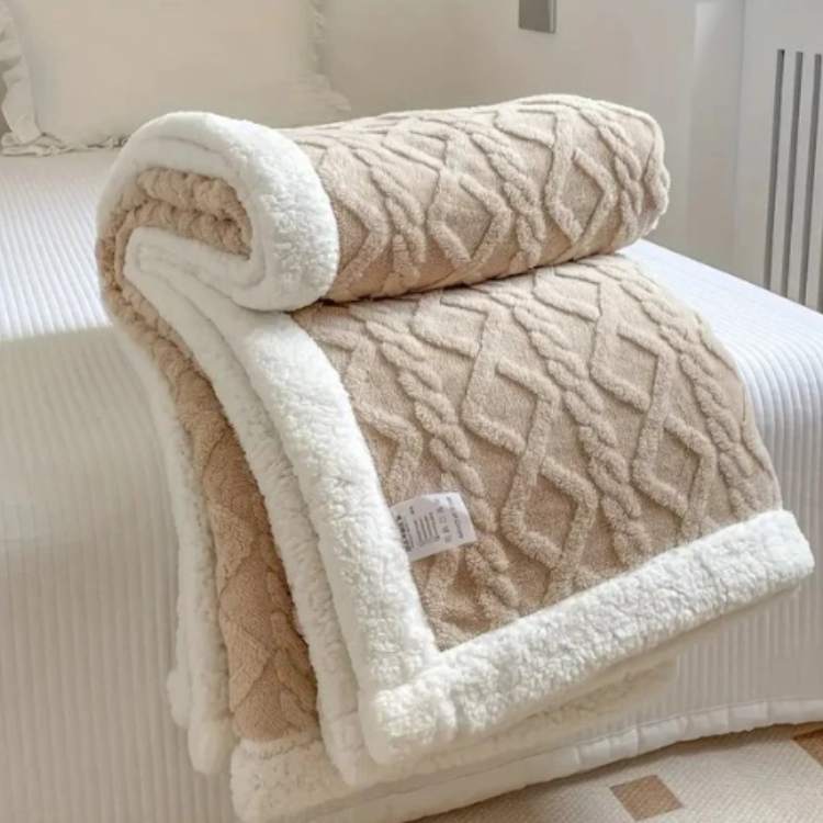 Weighted Blanket | Relief-Patterned Face, Deep Pile Reverse