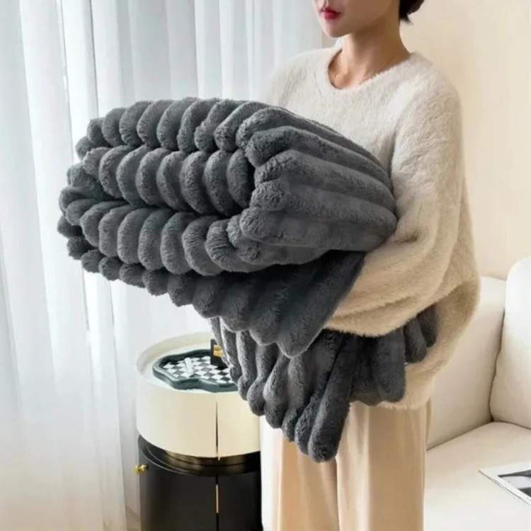 Weighted Blanket | Wide Ribbed Channels, Deep Plush Pile