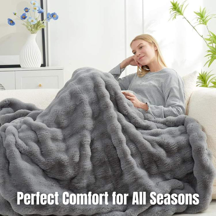 Weighted Blanket | Wide Ribbed Channels, Deep Plush Pile