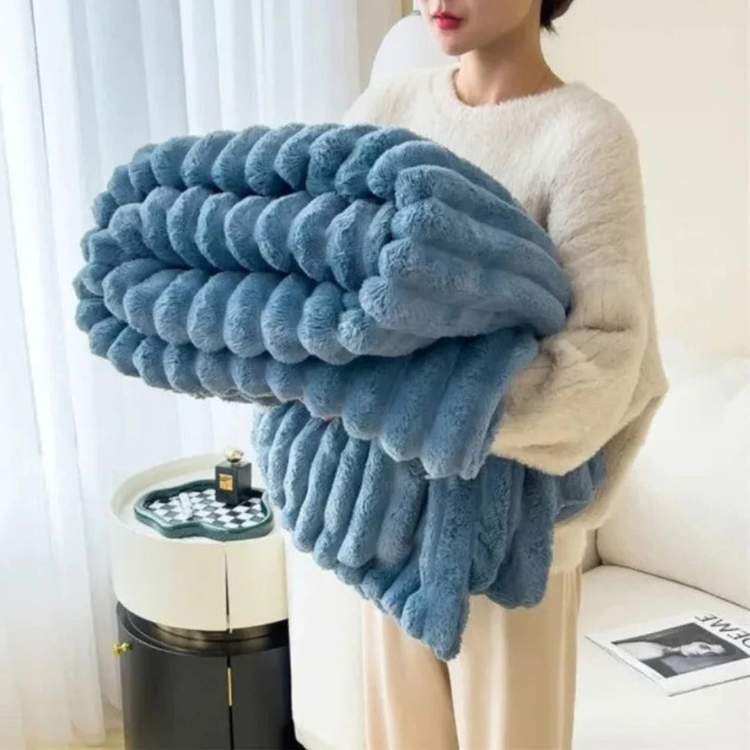 Weighted Blanket | Wide Ribbed Channels, Deep Plush Pile