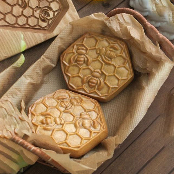 Wooden Baking Mold 6-14 cm | Hand-Carved Christmas &amp; Animal Motifs | Non-Stick Wood Cookie Stamp for Professional Bakes