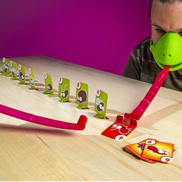 Chameleon Mask Target Card Game Blow Tube Tongue 2 Player Set 6