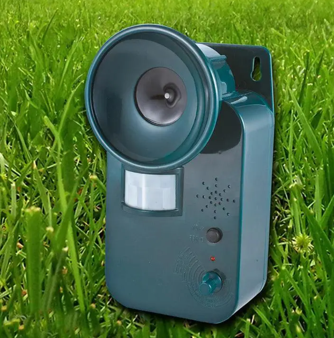 Ultrasonic Animal Repeller Cordless | Motion Sensor, Adjustable Frequency, 5000 Sq Ft Range | Weatherproof Outdoor Use 1