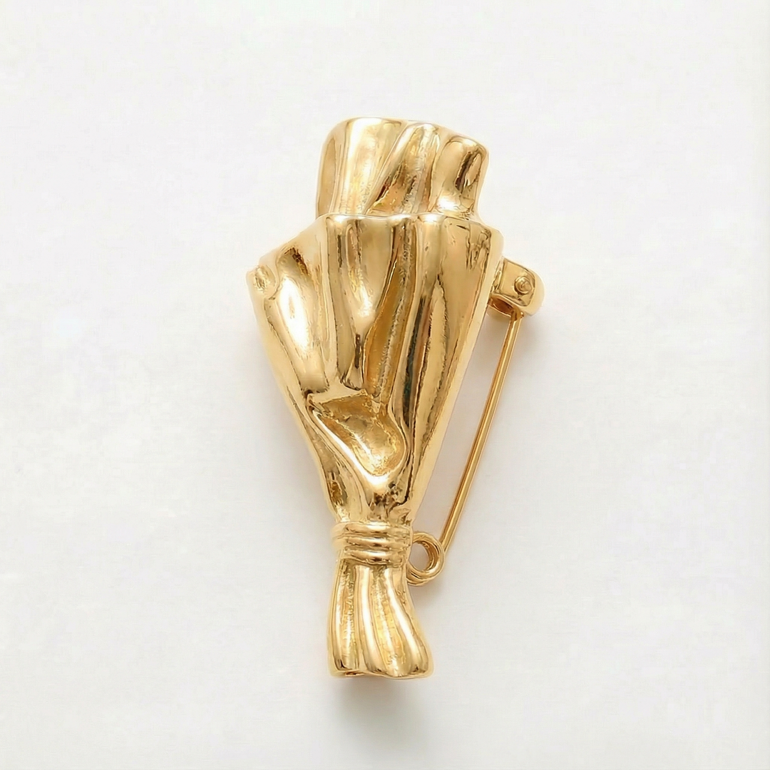 Small Vase Brooch Sculpted Polished Floral Bouquet with Fresh Stem Opening 9