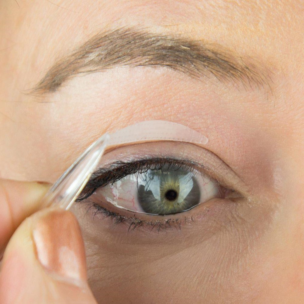 Eyelid Lift Tape 100 Strips | Invisible, Latex-Free &amp; Hypoallergenic | Reusable Up To 50 Times, No Surgery Needed 1