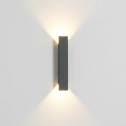 Modern LED outdoor wall light with waterproof aluminium design
